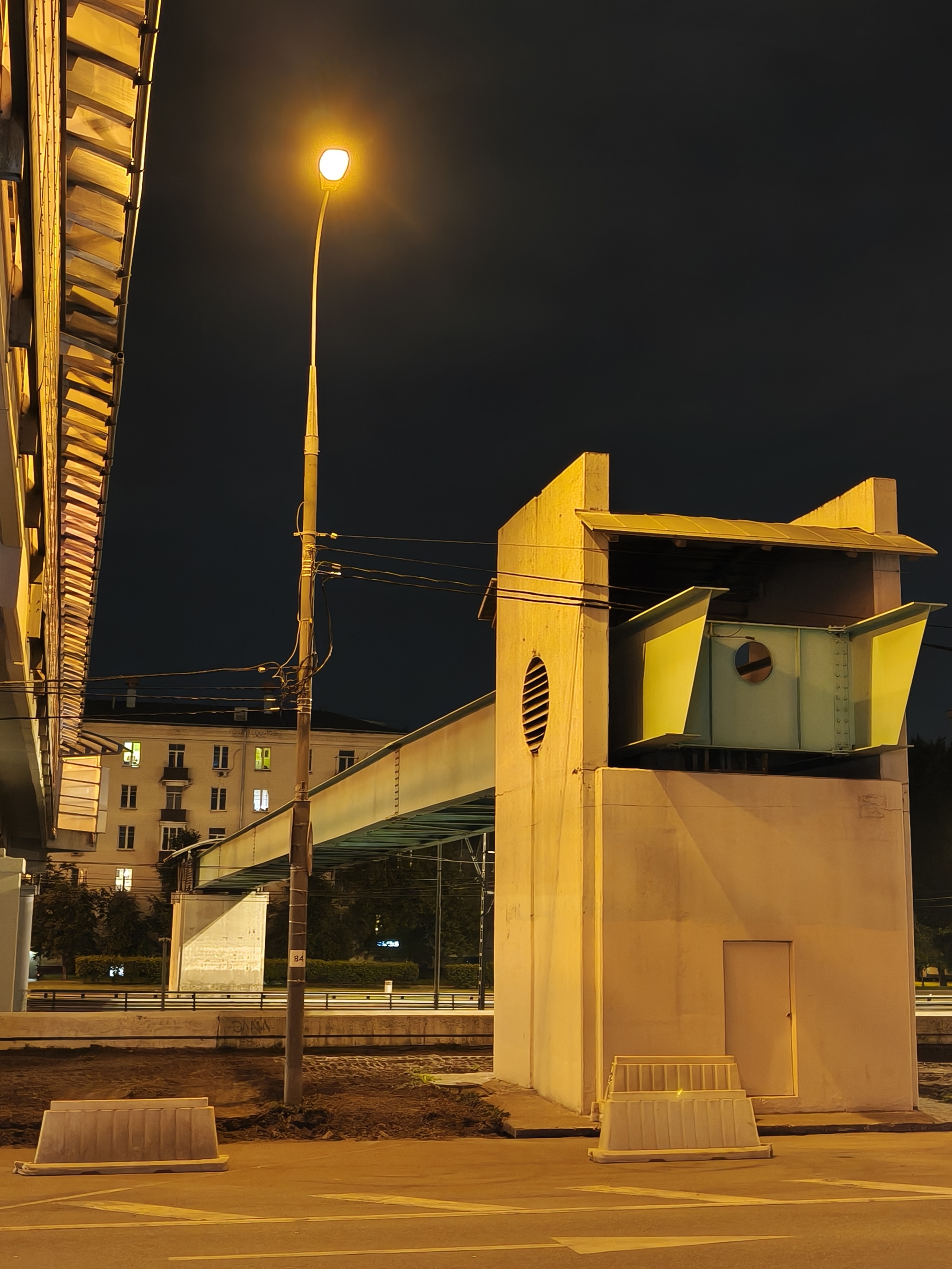 Китайская мощь, британский шарм от Aston Martin: realme GT 7 Dream Edition 13 9c2979b86db374e9b4686c3a12c34fe87d6ee95d THE ASHGABAT TIMES