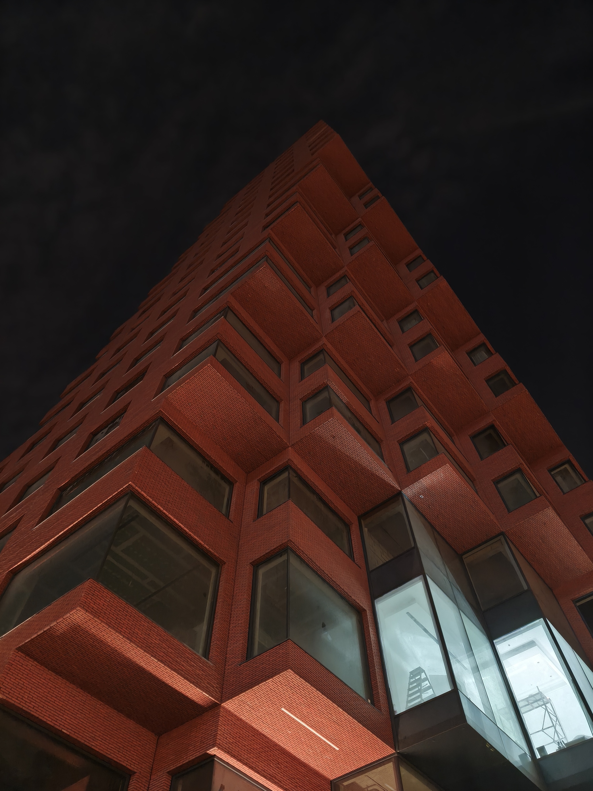 Китайская мощь, британский шарм от Aston Martin: realme GT 7 Dream Edition 15 1480749dd7ba7b697424309bdedfd29d5de5c920 THE ASHGABAT TIMES