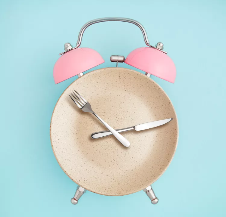 Нехватка питательных веществ и другие опасные вещи, к которым приводит пропуск еды