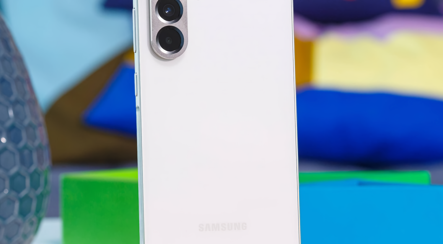 Недорогой Galaxy A57 5G получит более мощную зарядку, чем флагманский Galaxy S26