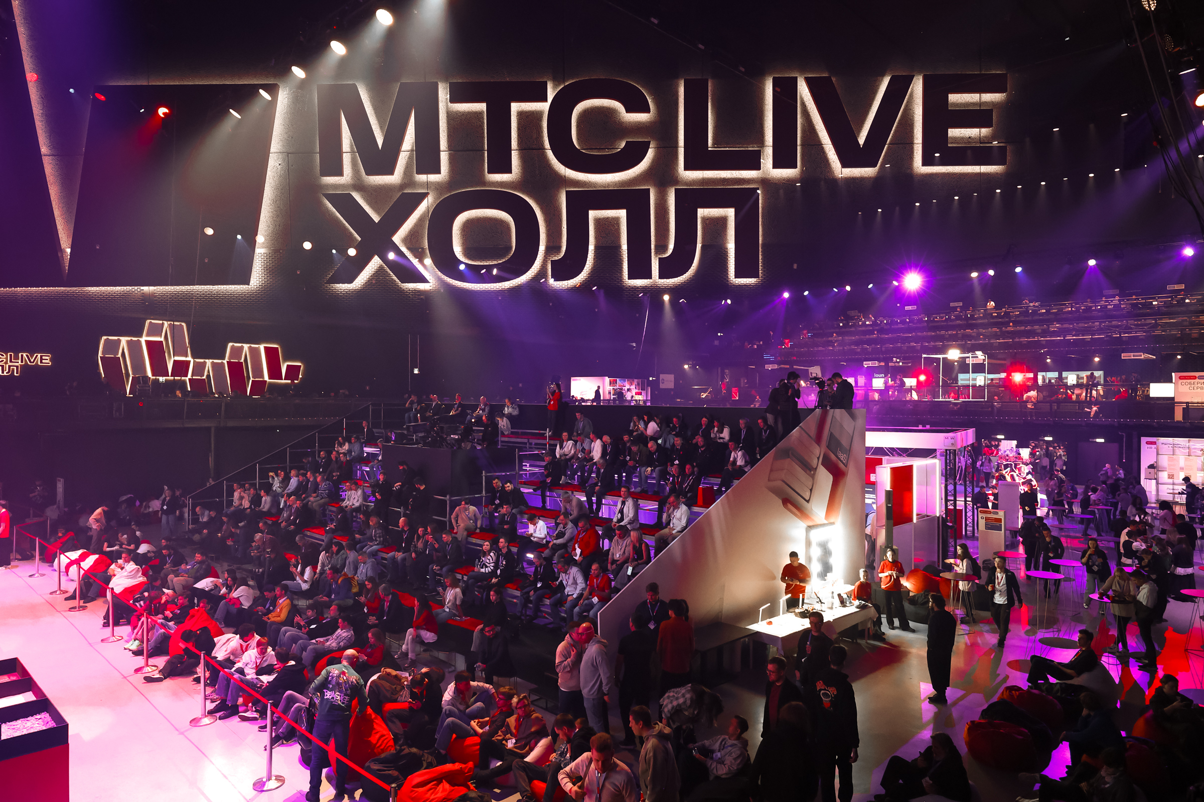 В Москве прошел шоу-финал True Tech Champ: битвы роботов и призы до 4 млн рублей