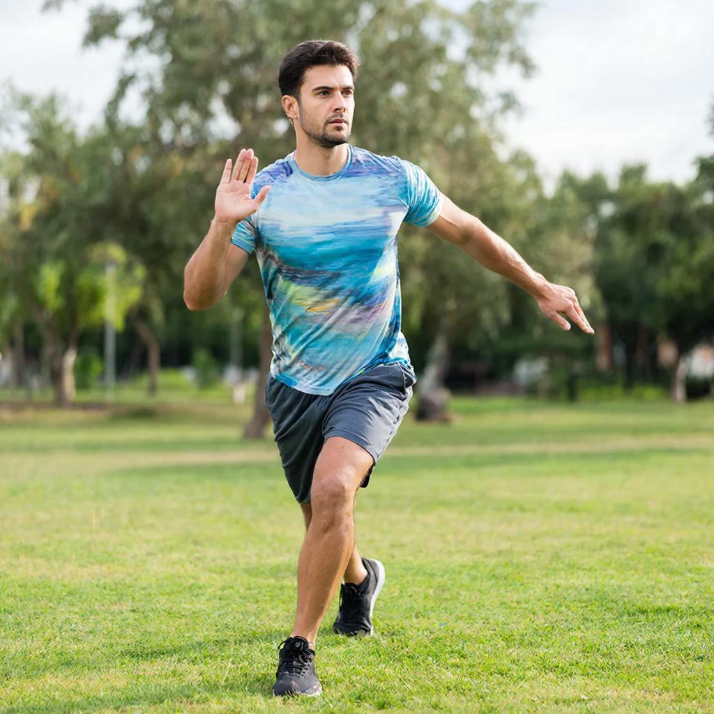 Названы простые упражнения, которые облегчают боль в пояснице