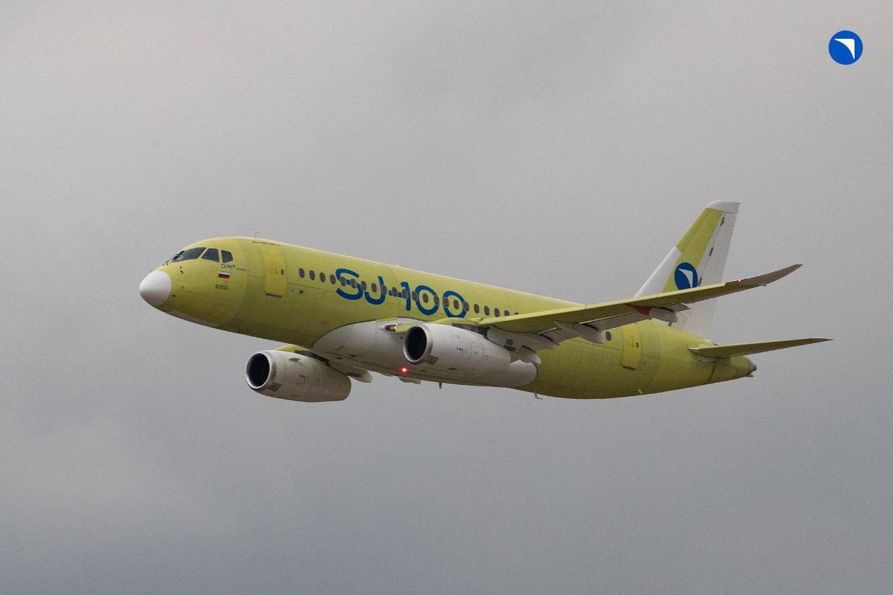 На российском самолете SJ-100 испытали систему автоматической посадки