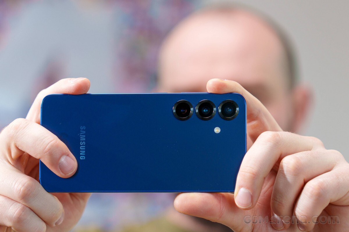 Samsung оставит устаревшую камеру в грядущем Galaxy S26 — во всем виноват iPhone 17