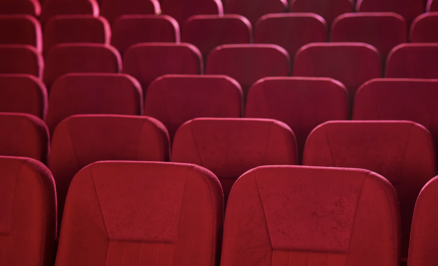 Спрос вырос в 2 раза: россияне во время каникул начали переходить  на домашние кинотеатры