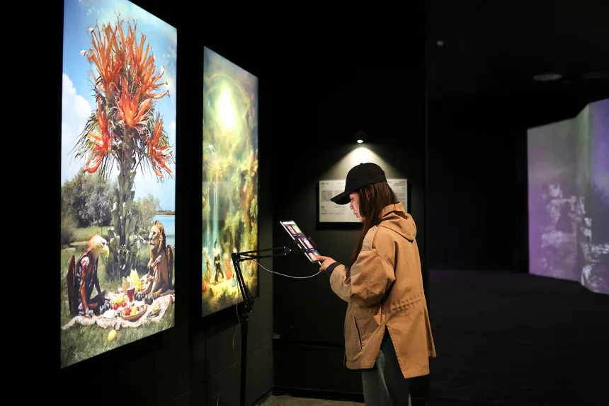 ИИ-художник на российской модели Kandinsky выступил на международной выставке