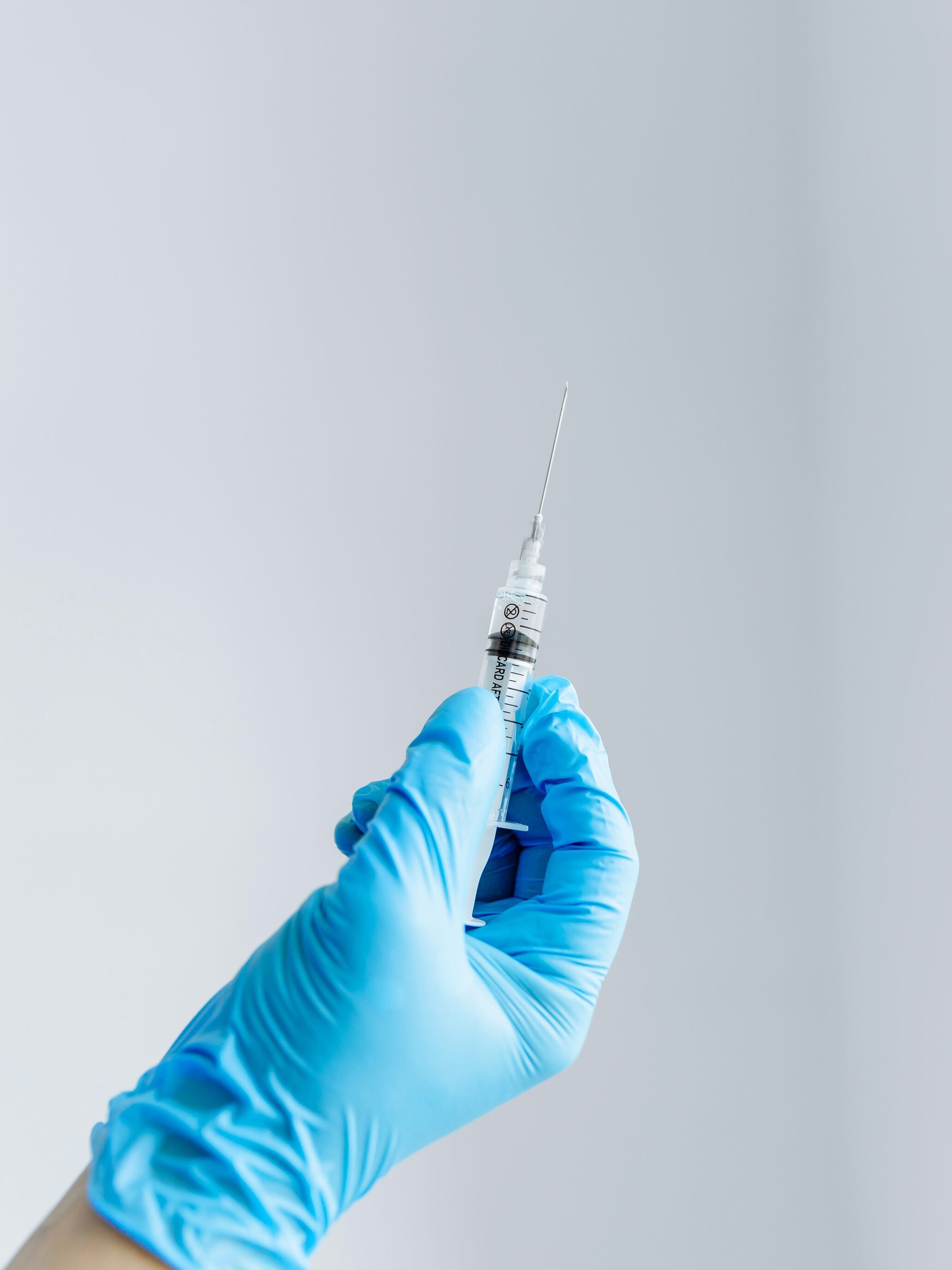 Ростех зарегистрировал первую российскую вакцину от коклюша и дифтерии для взрослых