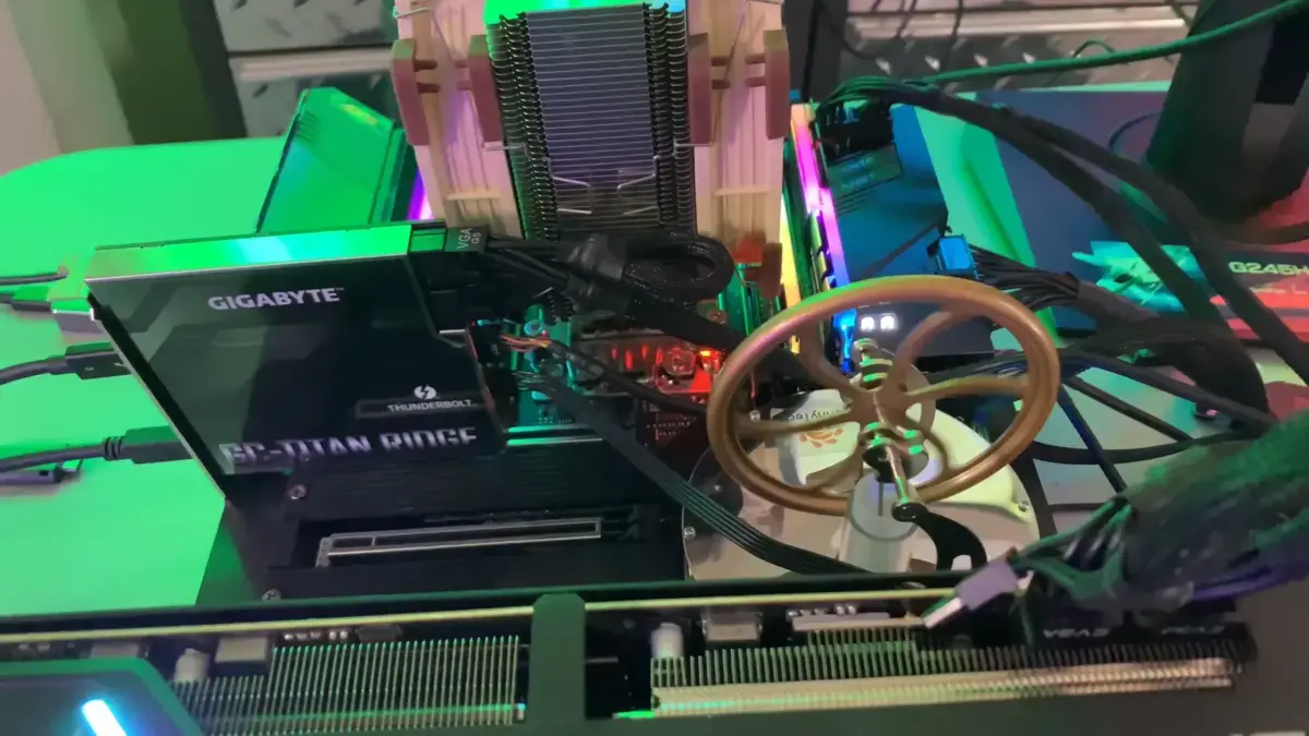 Энтузиаст запустил небольшой двигатель от тепла процессора AMD