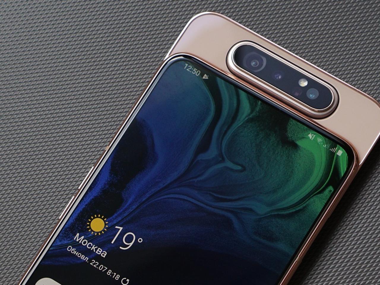 Телефоны 2019 купить. Samsung a80 2019 года. Самсунг галакси с большим экраном. Самсунг 2019-2022. Samsung 2019 2022.