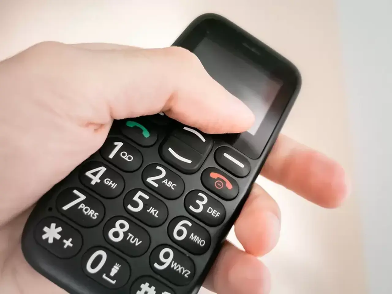 Смартфоны 2023. Правда ли что прослушивают телефоны. Правда ли что прослушивают телефоны. Проверка смартфона на прослушку. Как проверить прослушивают ли телефон.