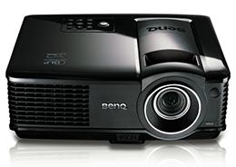 p_Benq-MP515

MP515 является еще одним ярким представителем решений, основанных на технологии DLP. Этот аппарат обеспечивает высокую яркость 2500 лм ANSI, и хорошую контрастность 2600:1. Технология BrilliantColor™ на 50% увеличивает яркость средних тонов картинки, выдавая более живые и яркие цвета. При этом уровень шума стремится к 26 дБ, что сопоставимо с шепотом человека. Реальное разрешение невелико — SVGA (800x600), однако, размер проекции может варьироваться от 24" до 300". Срок службы лампы не превышает 2000 часов в нормальном режиме и 3000 часов в экономичном. Физические размеры составляют 255x90x214 мм, а масса — всего 2.3 кг. При всем этом стоимость решения колеблется в московской рознице на отметке около 17000 рублей.

Benq MP515
MP515 является еще одним ярким представителем решений, основанных на технологии DLP. Этот аппарат обеспечивает высокую яркость 2500 лм ANSI, и хорошую контрастность 2600:1. Технология BrilliantColor™ на 50% увеличивает яркость средних тонов картинки, выдавая более живые и яркие цвета. При этом уровень шума стремится к 26 дБ, что сопоставимо с шепотом человека. Реальное разрешение невелико — SVGA (800x600), однако, размер проекции может варьироваться от 24" до 300". Срок службы лампы не превышает 2000 часов в нормальном режиме и 3000 часов в экономичном. Физические размеры составляют 255x90x214 мм, а масса — всего 2.3 кг. При всем этом стоимость решения колеблется в московской рознице на отметке около 17000 рублей.