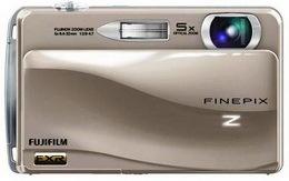 Fujifilm FinePix Z700 EXR
FinePix Z700 - компактный фотоаппарат от Fuji, обладающий изящным дизайном. Важнейшей особенностью фотоаппарата является эксклюзивная разработка Fujifilm, матрица EXR. Она интересна тем, что может работать в нескольких режимах - расширения динамического диапазона, высоком качестве при высоких значениях ISO и в стандартном режиме высокого разрешения. Если включен один из первых двух режимов, Z700 делает снимки в меньшем разрешении, но с акцентом на улучшенную передачу тоновых переходов или превосходным качеством в плохом освещении.

При карманных габаритах фотоаппарат весьма неплох с технической точки зрения, в металлическом корпусе упрятаны 5-кратный оптический зум объектив Fujinon и 3-дюймовый LCD-дисплей хорошего разрешения 460 000 пикселей. К тому же, управление фотоаппаратом - полностью сенсорное, а в специальных режимах камера фокусируется именно в ту область кадра, на которую вы укажете пальцем.  

К удивлению владельцев Z700, в фотоаппарате в дополнение к режимам распознавания человеческих лиц есть распознавание мордочек собак и кошек. Fuji не гарантирует корректное определение некоторых пород и специфических окрасов домашних питомцев, но функция хорошо себя зарекомендовала, и ее наличие вполне оправдано, ведь многие фотографы снимают зверушек даже чаще, чем людей.

Приятный внешний вид, интересные функции и обилие расцветок корпуса делают данную модель одним из самых перспективных вариантов для подарка близкому другу или подруге.

Fujifilm FinePix Z700 EXR
FinePix Z700 - компактный фотоаппарат от Fuji, обладающий изящным дизайном. Важнейшей особенностью фотоаппарата является эксклюзивная разработка Fujifilm, матрица EXR. Она интересна тем, что может работать в нескольких режимах - расширения динамического диапазона, высоком качестве при высоких значениях ISO и в стандартном режиме высокого разрешения. Если включен один из первых двух режимов, Z700 делает снимки в меньшем разрешении, но с акцентом на улучшенную передачу тоновых переходов или превосходным качеством в плохом освещении.

При карманных габаритах фотоаппарат весьма неплох с технической точки зрения, в металлическом корпусе упрятаны 5-кратный оптический зум объектив Fujinon и 3-дюймовый LCD-дисплей хорошего разрешения 460 000 пикселей. К тому же, управление фотоаппаратом - полностью сенсорное, а в специальных режимах камера фокусируется именно в ту область кадра, на которую вы укажете пальцем.  

К удивлению владельцев Z700, в фотоаппарате в дополнение к режимам распознавания человеческих лиц есть распознавание мордочек собак и кошек. Fuji не гарантирует корректное определение некоторых пород и специфических окрасов домашних питомцев, но функция хорошо себя зарекомендовала, и ее наличие вполне оправдано, ведь многие фотографы снимают зверушек даже чаще, чем людей.

Приятный внешний вид, интересные функции и обилие расцветок корпуса делают данную модель одним из самых перспективных вариантов для подарка близкому другу или подруге.