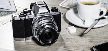 Облегченный флагман. Живое знакомство с Olympus OM-D E-M10