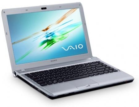 Sony VAIO VPC-S11X9R/S
Бизнес-ноутбуки в последнее время как-то исчезли с рынка, а точнее, «растворились» в массе предложений из среднего ценового диапазона. Однако Sony, традиционно уделяющая особое внимание имиджевым и другим hi-end категориям, все еще сохраняет отдельные серии для бизнес-класса. К таким можно отнести серию VAIO S.
Ноутбуки с диагональю экрана 13,3" Sony комплектует быстрыми процессорами Intel Core i3/i5, а заодно и дискретной видеокартой NVIDIA GeForce 310M. Впрочем, последнюю особо быстрым решением не назовешь, но она будет получше, чем встроенная в процессор. Выбранная нами модель еще отличается присутствием модуля WiMAX. Также внутри VPC-S11X9R/S установлен жесткий диск на 320 Гбайт и 4 Гбайта ОЗУ. За все про все — 43 тысячи. Конфигурация с более мощным процессором и более емким винчестером обойдется на 10 тысяч дороже.
Скажете, что дорого? Давайте разбираться, за что еще, кроме имени, Sony берет деньги. Во-первых, это корпус из магниевого сплава, который прочнее пластикового. Во-вторых, вес компьютера составляет порядка 2 кг. В-третьих, производитель отмечает наличие дополнительной защиты для жесткого диска при падении лэптопа. В-четвертых, Sony устанавливает в VAIO S качественные экраны с дополнительным защитным покрытием. В-пятых, эти ноутбуки поставляются с ОС Windows 7 Professional, а не Home Premium, как большинство других.
Добавьте ко всему удобную раскладку клавиатуры, сенсорную панель большой площади и стильный дизайн от Sony. VAIO S – это действительно «классический» бизнес-ноутбук. На наш взгляд, запрошенная за него цена вполне обоснована.

Sony VAIO VPC-S11X9R/S
Бизнес-ноутбуки в последнее время как-то исчезли с рынка, а точнее, «растворились» в массе предложений из среднего ценового диапазона. Однако Sony, традиционно уделяющая особое внимание имиджевым и другим hi-end категориям, все еще сохраняет отдельные серии для бизнес-класса. К таким можно отнести серию VAIO S.
Ноутбуки с диагональю экрана 13,3" Sony комплектует быстрыми процессорами Intel Core i3/i5, а заодно и дискретной видеокартой NVIDIA GeForce 310M. Впрочем, последнюю особо быстрым решением не назовешь, но она будет получше, чем встроенная в процессор. Выбранная нами модель еще отличается присутствием модуля WiMAX. Также внутри VPC-S11X9R/S установлен жесткий диск на 320 Гбайт и 4 Гбайта ОЗУ. За все про все — 43 тысячи. Конфигурация с более мощным процессором и более емким винчестером обойдется на 10 тысяч дороже.
Скажете, что дорого? Давайте разбираться, за что еще, кроме имени, Sony берет деньги. Во-первых, это корпус из магниевого сплава, который прочнее пластикового. Во-вторых, вес компьютера составляет порядка 2 кг. В-третьих, производитель отмечает наличие дополнительной защиты для жесткого диска при падении лэптопа. В-четвертых, Sony устанавливает в VAIO S качественные экраны с дополнительным защитным покрытием. В-пятых, эти ноутбуки поставляются с ОС Windows 7 Professional, а не Home Premium, как большинство других.
Добавьте ко всему удобную раскладку клавиатуры, сенсорную панель большой площади и стильный дизайн от Sony. VAIO S – это действительно «классический» бизнес-ноутбук. На наш взгляд, запрошенная за него цена вполне обоснована.