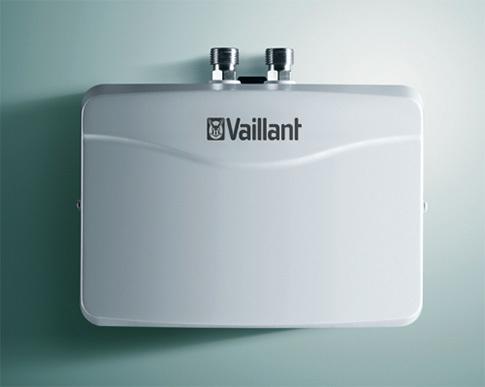 Если патрубки смотрят вверх — не вешайте водонагреватель над мойкой!