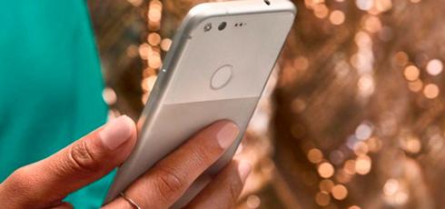 Трансляция презентации смартфонов Google Pixel на русском языке