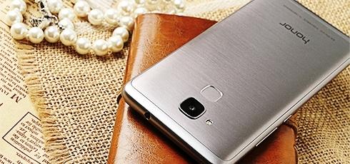 Главные новинки апреля 2016 года: смартфоны