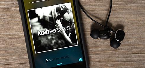 И вашим, и нашим. Обзор универсальной гарнитуры AKG N20