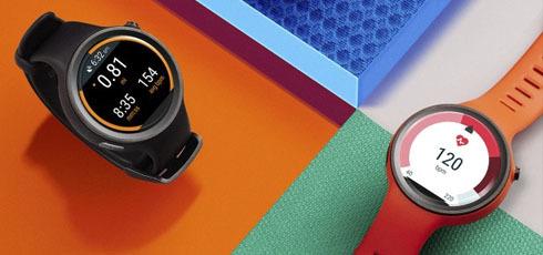 Умные часы и браслеты: главные новинки ноября 2015