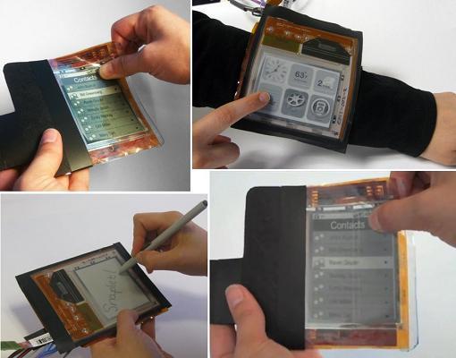 Первый гибкий мобильник вышел ещё в 2011 году. Почему истерия по ним началась только сегодня?