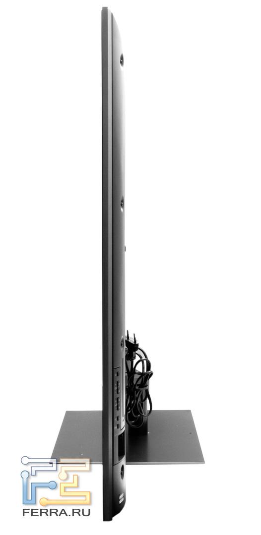 Правая сторона Sony KDL-55HX920