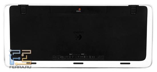 Нижняя часть клавиатуры Logitech K800