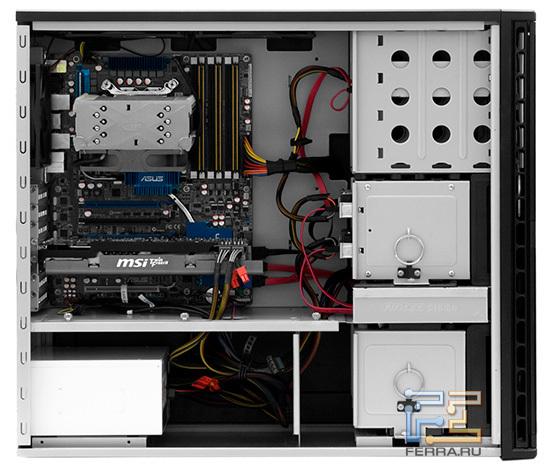 Компонентам внутри Antec P193 весьма вольготно