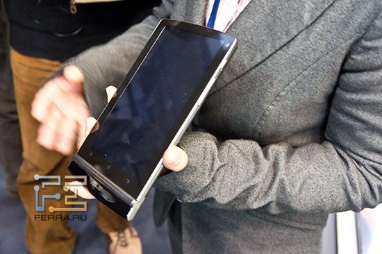 ASUS Eee Pad MeMO в руках