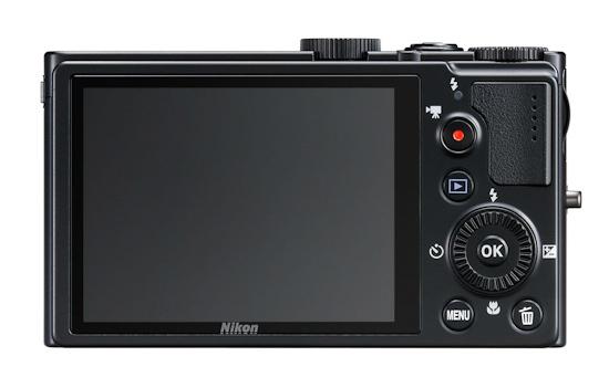 Компактная камера с Nikon Coolpix P300: вид сзади