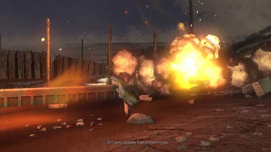 Взрывы в MotorStorm: Apocalypse, конечно, не спрайтовые, но все равно впечатляют не сильно