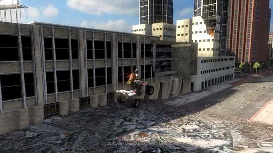 Даже будучи первым, в MotorStorm: Apocalypse не стоит расслабляться