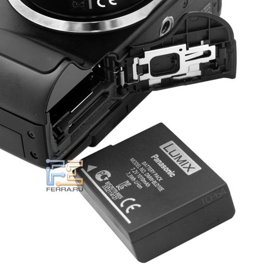 Отсек для батареи и карты памяти в Lumix G3 унифицирован