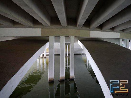 ISO 800, 14 мм, f/2.5, 1/60 с