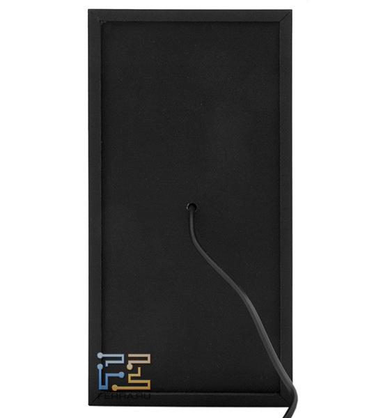 Вид сзади. Провод выведен через отверстие