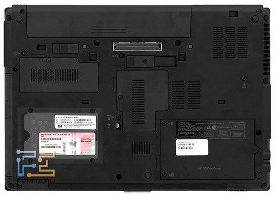 На нижней стороне HP EliteBook 8440p больше функциональных элементов, чем у большинства других ноутбуков