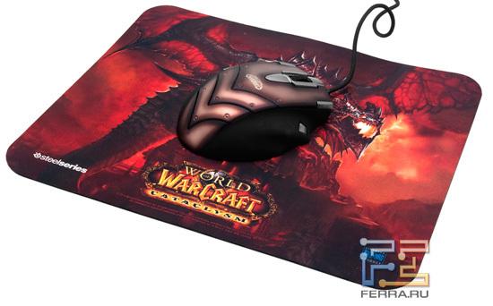 Смотрится коврик SteelSeries Cataclysm эффектно, с «китайцами» не сравнить