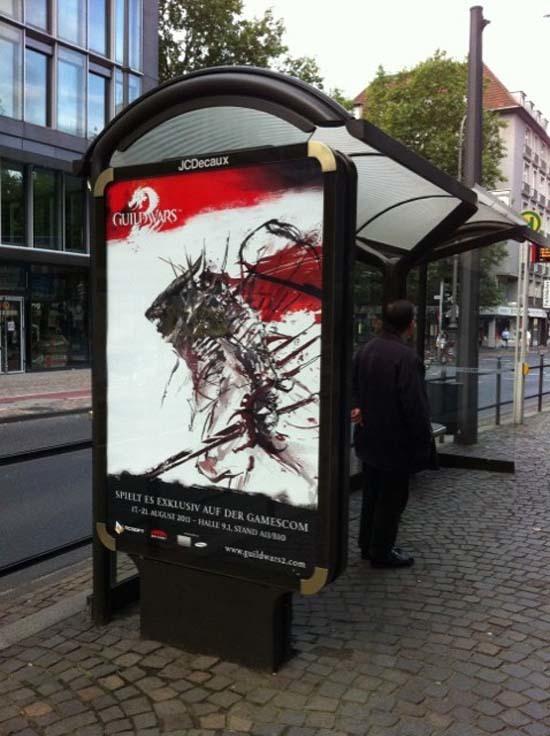 Жители Кельна могли узнать о том, что на GamesCom 2011 будет Guild Wars 2, за несколько дней до выставки