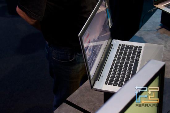 Он же, сбоку