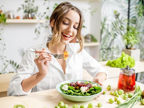 Эти продукты помогут вам очистить организм от накопившихся шлаков