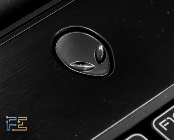 Кнопка включения Dell Alienware M17x R4 (2012)