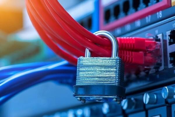 Минцифры рассказало о планах на отключение России от мирового интернета