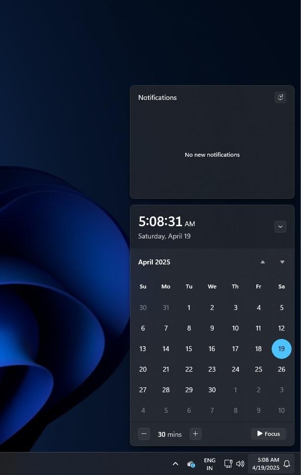 В Windows 11 вернулись часы с секундами на панели задач