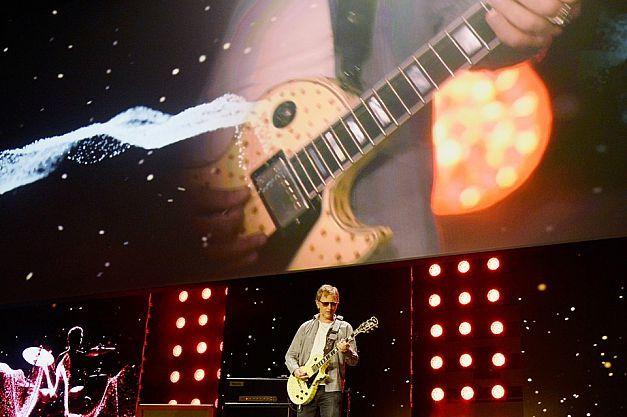 Джерри Кантрелл не имеет никакого отношения к игровой индустрии, но увидеть его никто не был против