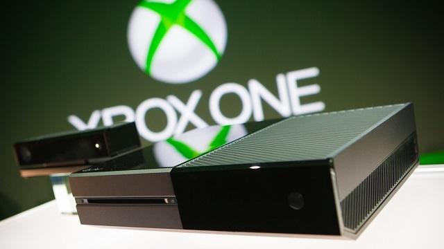 Дизайн Xbox One словно взят из VHS-прошлого