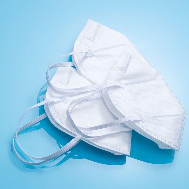 Почему сейчас, после новогодних праздников, «омикрон» особенно опасен