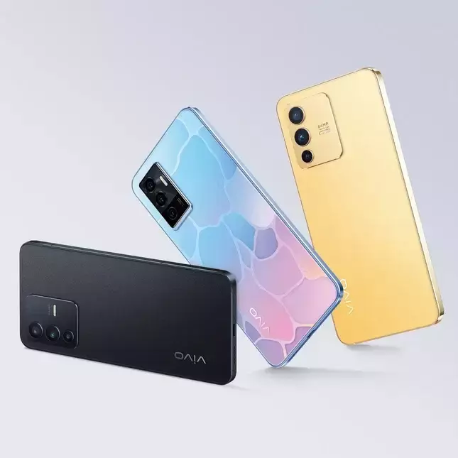 Vivo привезла в Россию смартфон, который меняет цвет в зависимости от времени суток