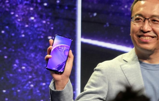 Президент Honor — «съест» ли Aliexpress российскую розницу и какими будут смартфоны после «чёлки»