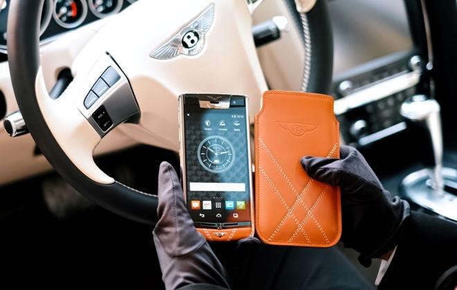 iPhone XS — это попса и дёшево. Взгляните на самые дорогие смартфоны в истории человечества