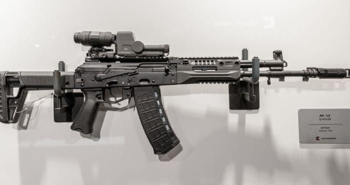 Автомат АК-12 оказался крепче, чем требует Министерство обороны