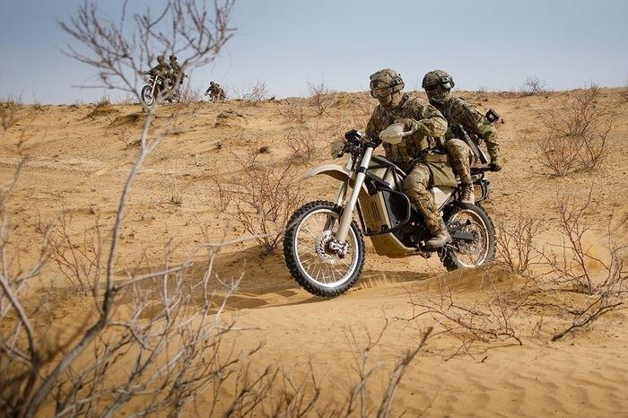 Испытания бесшумного электроцикла от "Калашников"